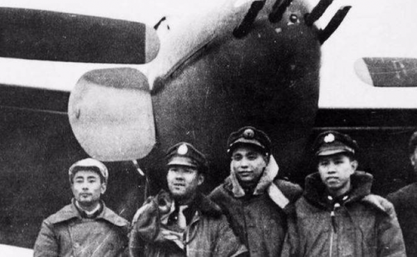 中國第一批飛行員:犧牲時平均年齡僅23歲!值得敬佩的中國富二代 中國第一批飛行員:犧牲時平均年齡僅23歲!值得敬佩的中國富二代