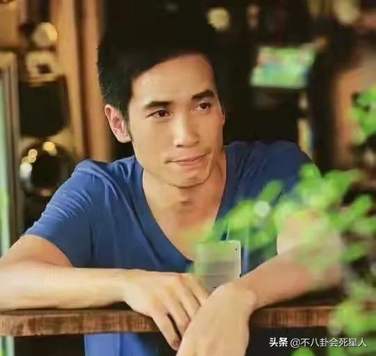 6位香港的“師奶殺手”，發福邋遢，走穴商演，離婚帶女，不容易