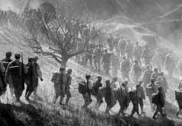 湖南一老農，妻子住院無錢治，無奈給政府寫信：我是毛主席警衛員