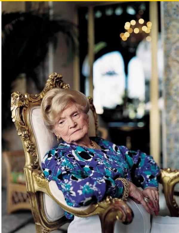 特朗普母親:做了8年保姆,嫁給富商成闊太,開著勞斯萊斯收硬幣 特朗普母親:做了8年保姆,嫁給富商成闊太,開著勞斯萊斯收硬幣