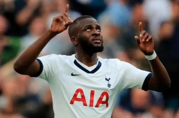 歐洲轉會彙總：巴薩欲免費籤回蘇亞雷斯，尤文有意熱刺4500萬中場