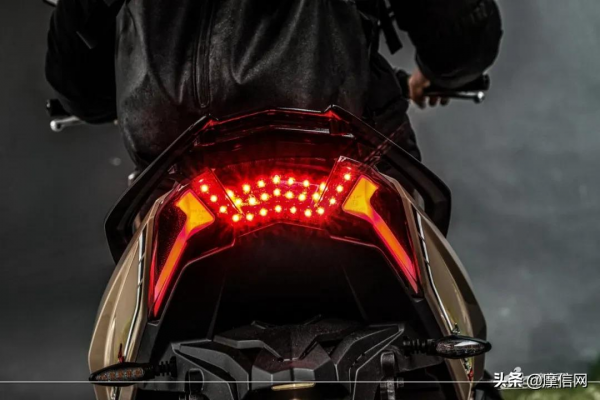 高顏帶感又好用——光陽Racing X150測評 高顏帶感又好用——光陽Racing X150測評