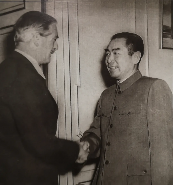 新中國恢復聯合國合法席位的外交鬥爭