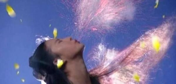九位女明星吐血的場景,劉亦菲仙氣飄飄,花千骨太可憐了 九位女明星吐血的場景,劉亦菲仙氣飄飄,花千骨太可憐了
