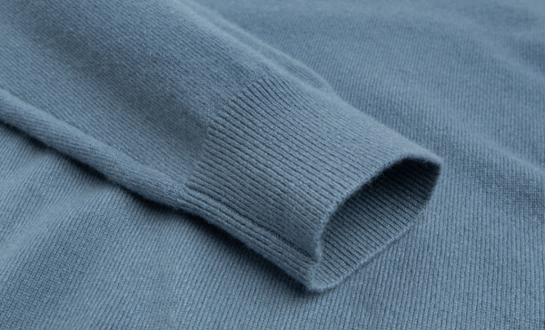 羊絨衫水深、價格又高，到底怎麼選不上當？（含量、針數、品牌）