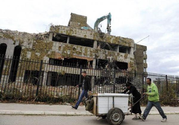 1999美轟炸我駐南使館後的交鋒，秦華孫不辱使命，安理會打破慣例