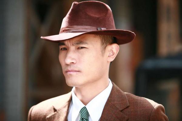 耿樂:拋棄相戀8年的孔琳,轉身愛上柯藍,今47歲偷偷結婚生一子 耿樂:拋棄相戀8年的孔琳,轉身愛上柯藍,今47歲偷偷結婚生一子