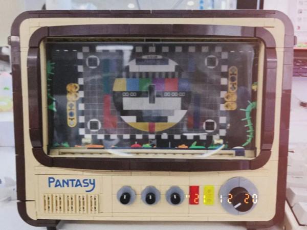 能親手組裝的童年老電視，復古配色，好看又好玩