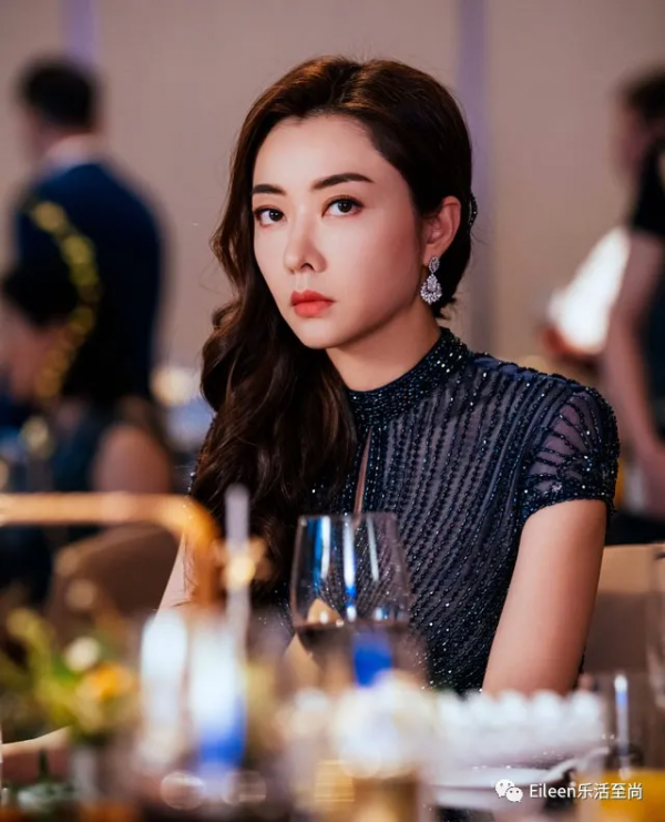 夫妻變叔嫂？這個老錢家族到底集齊了多少豪門秘辛？