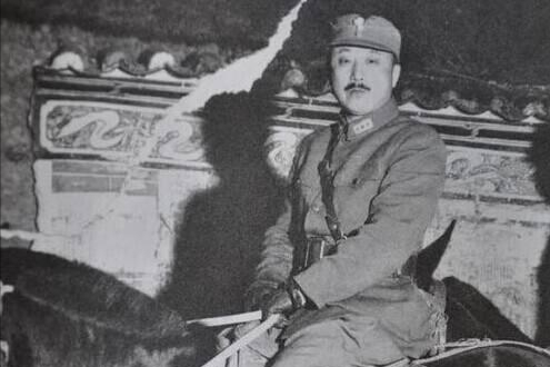 1955年衛立煌回到大陸,毛主席為何親自宴請?最後官至副國級 1955年衛立煌回到大陸,毛主席為何親自宴請?最後官至副國級