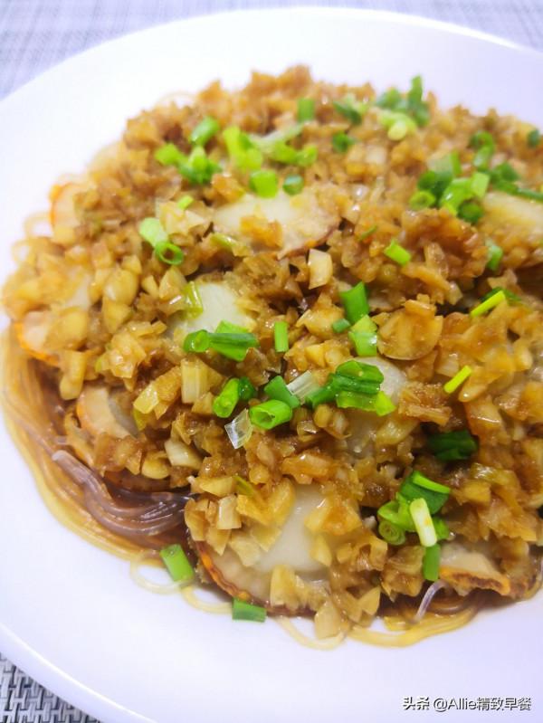 不用擀麵的紫薯豆沙餅，用平底鍋就能做，軟糯香甜，簡單易上手