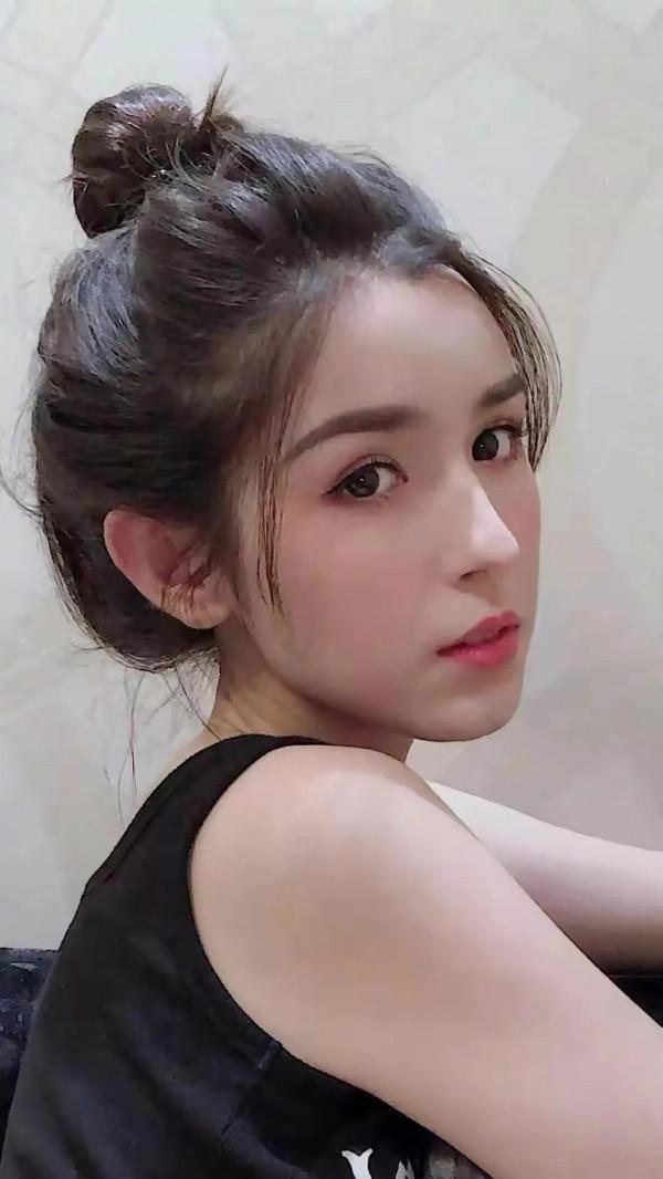 「哈尼克孜」祥光萬里畫依依