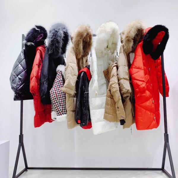 獨家定製羽絨服白鴨絨 獨家定製羽絨服白鴨絨