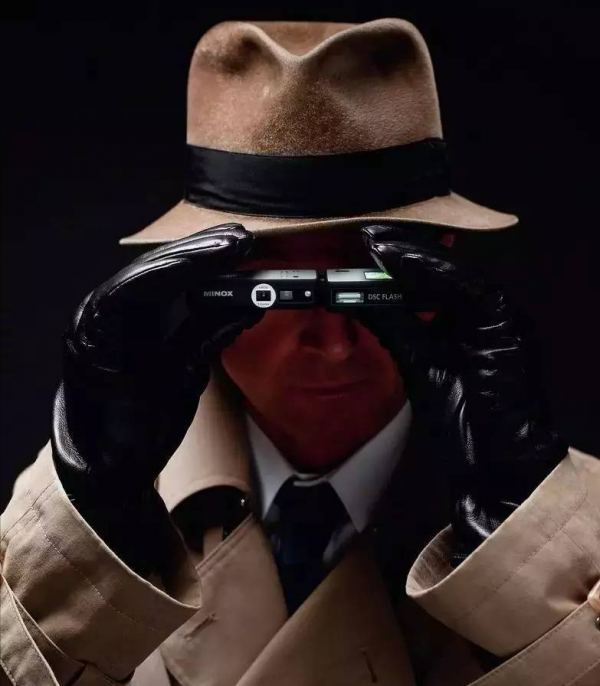 1967年廣州機場，一英國老外帶2只老鼠出境，差點盜走原子彈機密