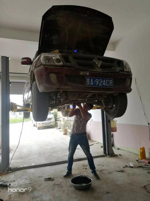 我，高中畢業學汽修，28歲自考讀完本科，32歲創業身家百萬