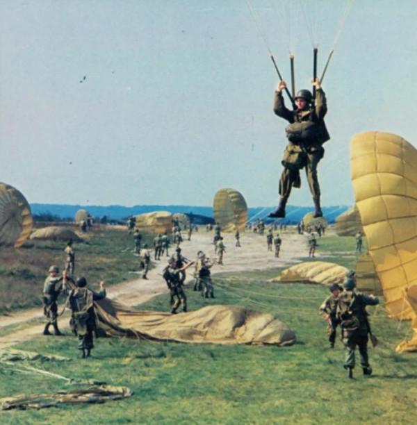 二戰電影的巔峰之作，全明星陣容，難以逾越的史詩級鉅製