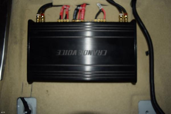 豐田普拉多汽車音響改裝英國CV音響，暢聽美妙音響！昆明發燒友