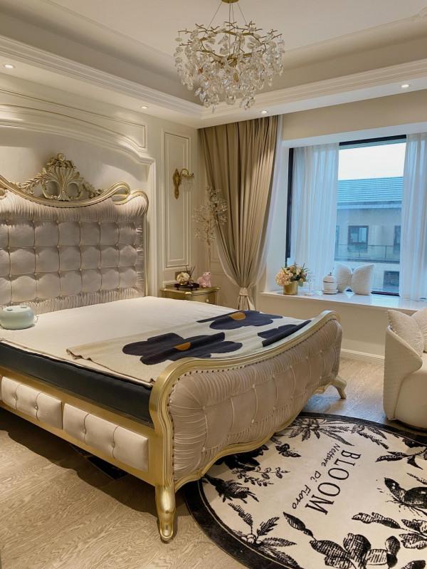 一個溫柔輕法風臥室 一個溫柔輕法風臥室