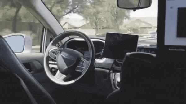 手機電量剩一半就充比較好,還是快沒電了再充比較好?為什麼? 手機電量剩一半就充比較好,還是快沒電了再充比較好?為什麼?