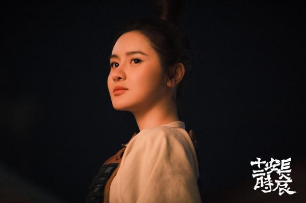 臉上寫滿“假”字，這些整容演員的臉，觀眾看了分分鐘齣戲