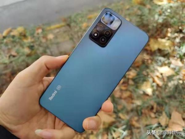 最低1499元！這三款千元機效能顏值都是優點，新年購機首選機