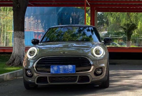 再試尤拉好貓：「油電之爭」的本質，其實更像手機與相機的競爭？