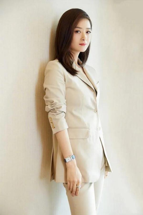 蔣欣：娛樂圈中的“微胖”女神