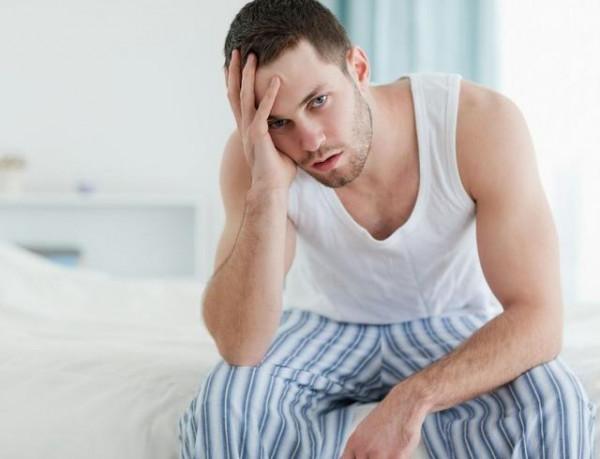 老人經常冒“虛汗”，是怎麼回事？知曉了這4個原因，儘早調理