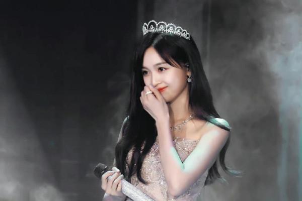 “頂流愛豆”的現狀:沒有代表作,粉絲可見的“大紅大紫” “頂流愛豆”的現狀:沒有代表作,粉絲可見的“大紅大紫”