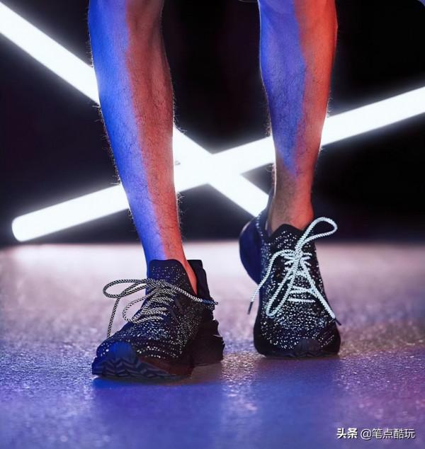 平價耐穿又好看，小米運動鞋強勢升級，日常元素4繁星版真實體驗