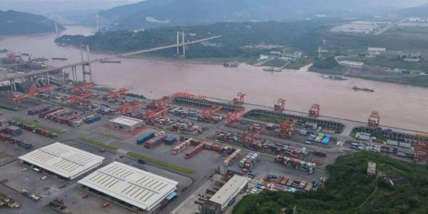 1997年，中央為何要將重慶與四川“分家”？事實證明鄧小平真高明