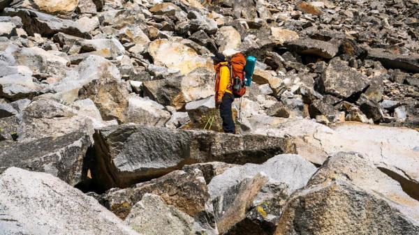川西海拔最高最大最藍的海子——亞莫措根