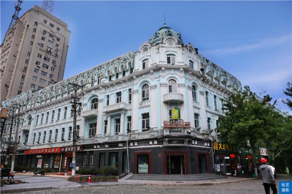 哈爾濱有條堪稱亞洲第一街:仿歐建築71棟,“黃金”鋪就的石頭路 哈爾濱有條堪稱亞洲第一街:仿歐建築71棟,“黃金”鋪就的石頭路