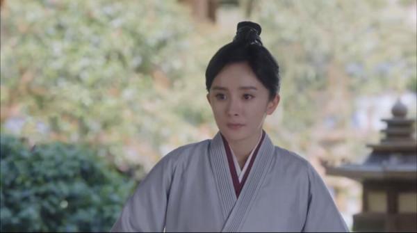 《斛珠夫人》開播，13歲小女主火了，全網都在誇她力壓大女主楊冪