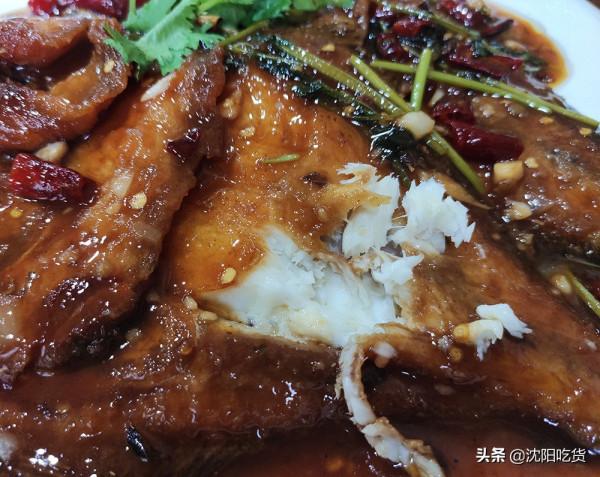 新四絕菜,乾燒魚和椒鹽雞脖絕絕子,任點一道菜都不踩雷 新四絕菜,乾燒魚和椒鹽雞脖絕絕子,任點一道菜都不踩雷