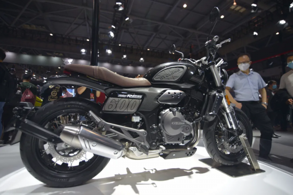 前衛科幻的公升級運動巡航RA9、RX850、RE5等賽科龍摩博會下餃子 前衛科幻的公升級運動巡航RA9、RX850、RE5等賽科龍摩博會下餃子