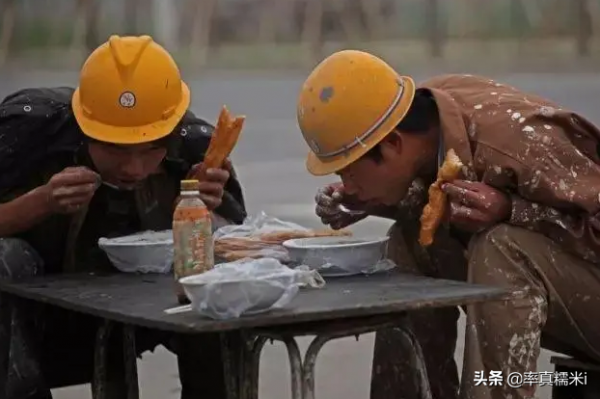 多地出臺&OpenCurlyDoubleQuote;清退令&rdquo;，超60歲被&OpenCurlyDoubleQuote;禁止使用&rdquo;？大齡民工還能咋辦？