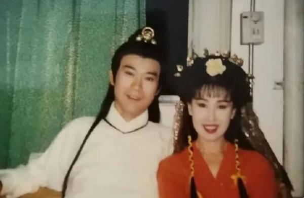 《新白娘子傳奇》29年，有人流產有人離世，8位主演現狀差距太大