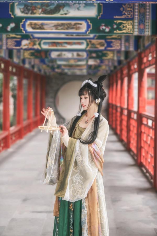 我心中的詩經——汾沮洳 我心中的詩經——汾沮洳