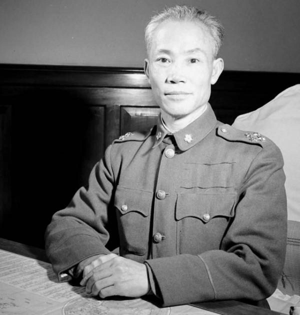 1947年陳誠東北取代杜聿明,意圖扭轉乾坤,卻被林彪打得懷疑人生 1947年陳誠東北取代杜聿明,意圖扭轉乾坤,卻被林彪打得懷疑人生