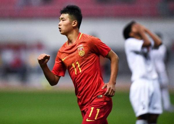 點贊！又一上港球員確認轉會歐洲俱樂部，球迷：比恆大強多了