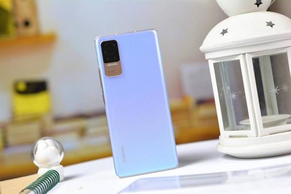 小米Civi搶先看!新系列輕薄旗艦,厚度只有6.98mm、顏值好評 小米Civi搶先看!新系列輕薄旗艦,厚度只有6.98mm、顏值好評