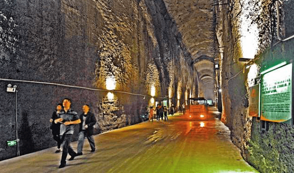 1965年毛澤東和周恩來秘密會談，確定816，隨後白濤從地圖上消失