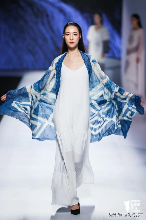水墨丹青，翩若驚鴻——MOHUA墨話【染&amp;繡】非遺時尚秀丨2021灣區（廣東）時尚文化周-秋季