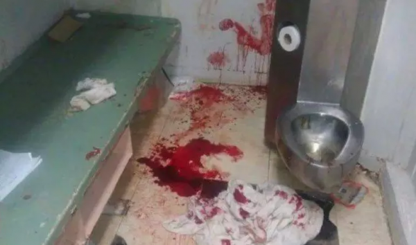 英國“漢尼拔”專殺虐童變態，孤獨被關押38年，想重回獄友群被拒