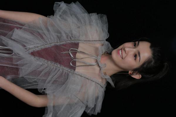 哈妮克孜素顏照 哈妮克孜素顏照