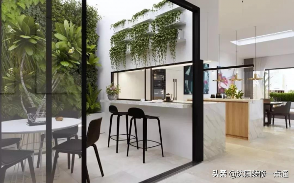 在閃著光的私人院落間與世界溫暖相擁 在閃著光的私人院落間與世界溫暖相擁