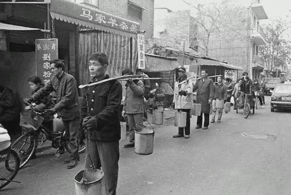 80年代反映中國社會生活的老照片