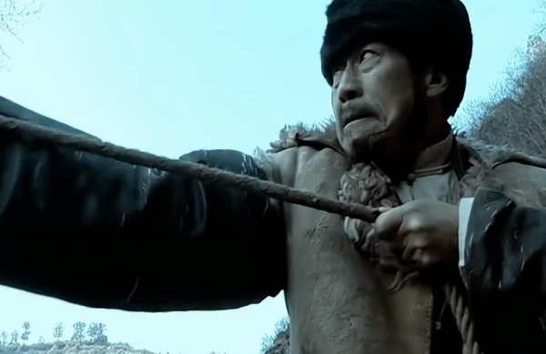 1937年,周恩來勞山遇刺,副官陳友才扮替身犧牲,死時身中20刀 1937年,周恩來勞山遇刺,副官陳友才扮替身犧牲,死時身中20刀