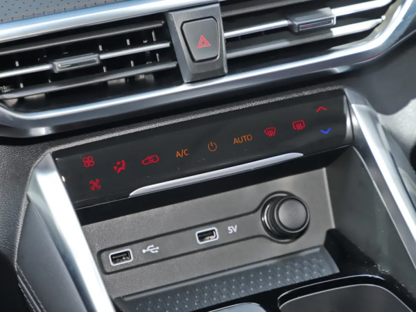 10.98萬起，親民奶爸車空間大、配置高，二孩三孩家庭必看